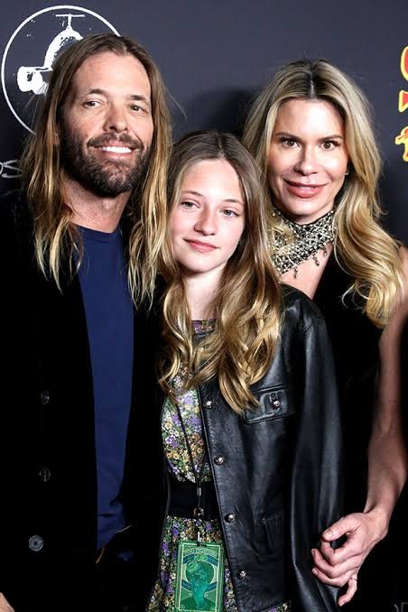 Taylor Hawkins with family