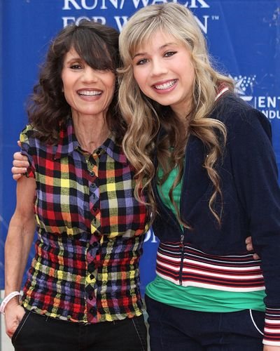 Jennette and her mother