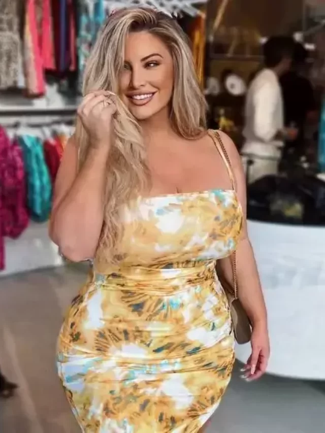 Ashley Alexiss: A Plus Size Inspiration